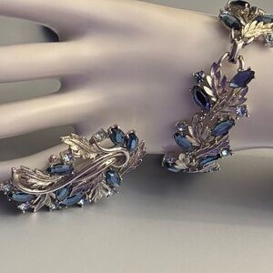 Set of Sara Coventry bracelet & brooch